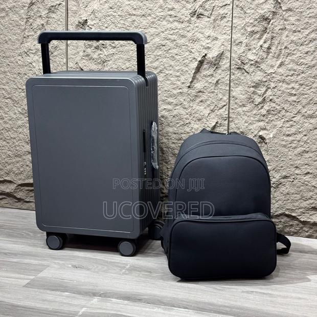 Luxury Travel Set Suitcase + Backpack · Photo 4