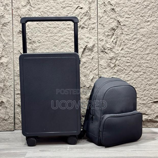 Luxury Travel Set Suitcase + Backpack · Photo 2
