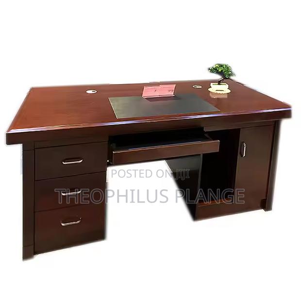 2.2m Executive Office Desk Brown. · Photo 2