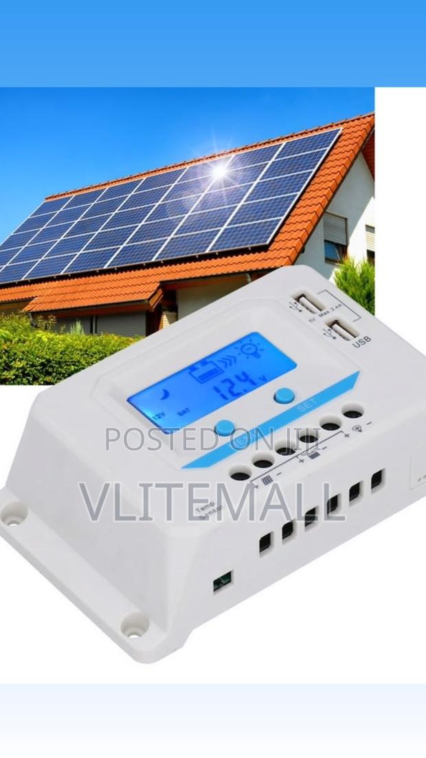 PMW 30A Solar Charge Controller · Photo 1