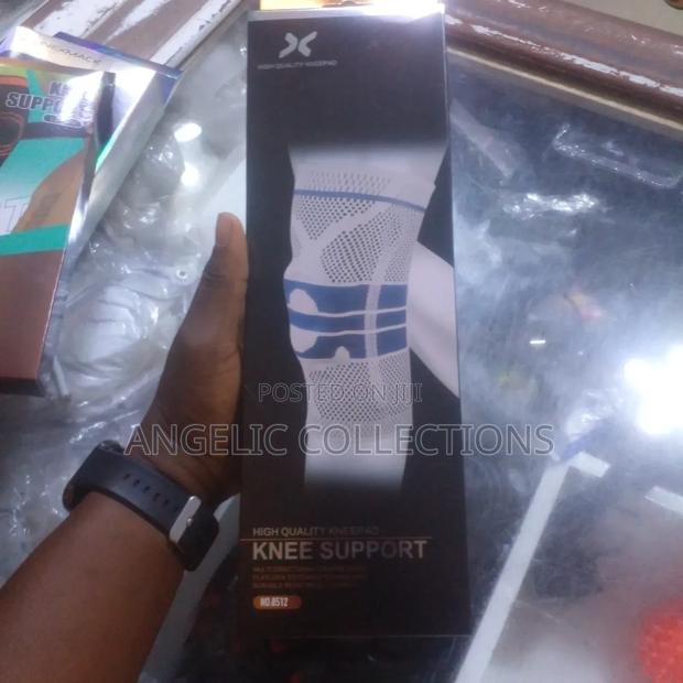 Knee Support · Photo 1