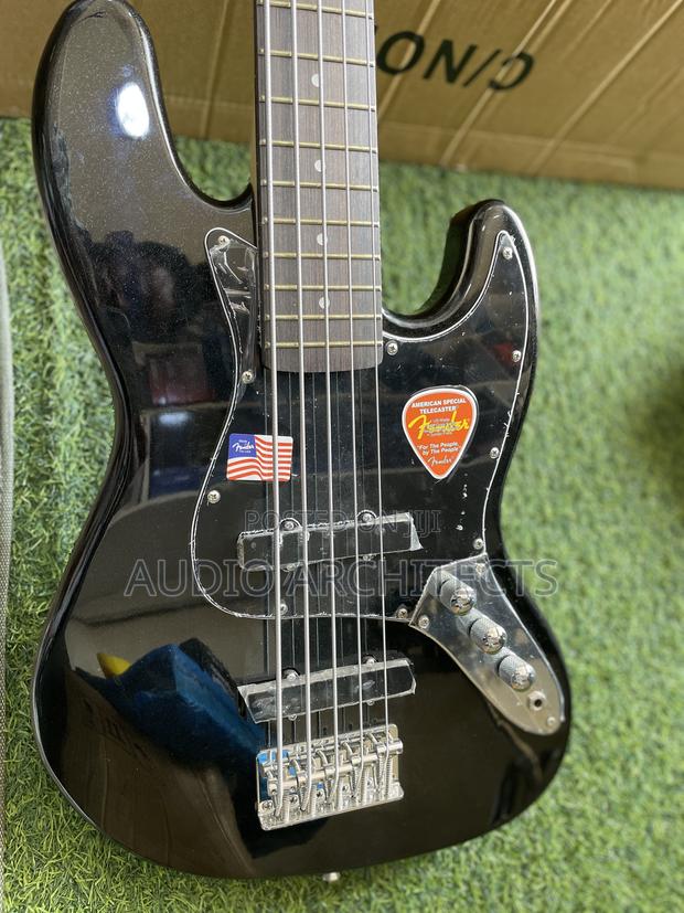 Fender Bass Guitar Passive · Photo 2