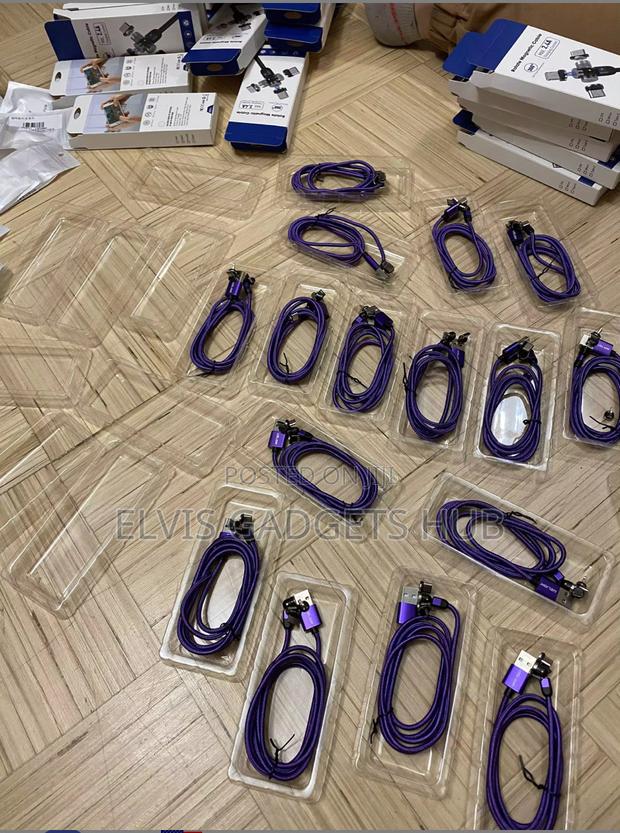 USLION Magnetic 540° Rotating Fast Charging Cable · Photo 6