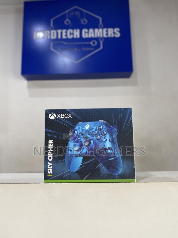 Microsoft Xbox Wireless Controller Sky Cipher Special EDT · Photo 1