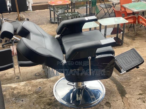 Salon/ Barber Chair · Photo 5