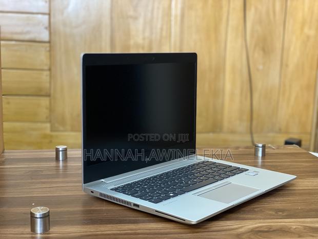 Laptop HP EliteBook 830 G6 8GB Intel Core I5 SSD 256GB · Photo 2