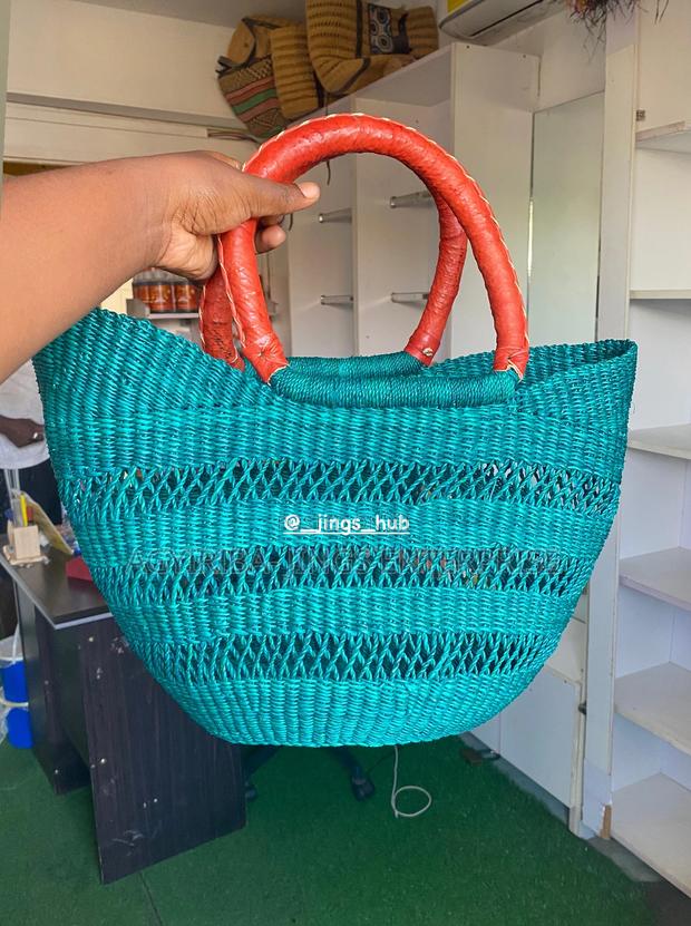 Beautiful Bolga Handwoven Bags · Photo 2