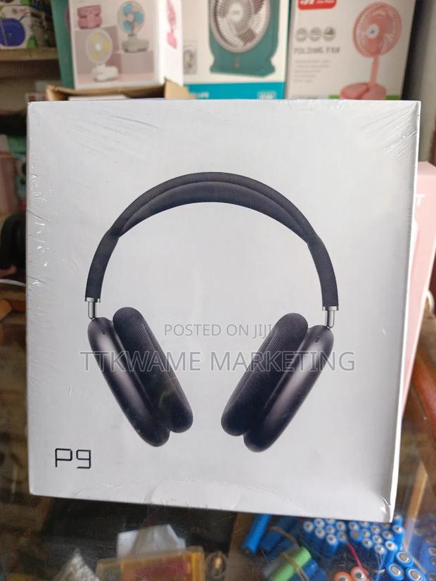 P9 Wireless Headset · Photo 1