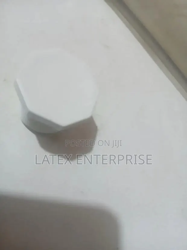 3/4 End Plug · Photo 1
