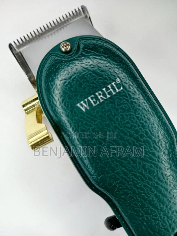 Rechargeable Barbering Machine/Hair Clippers WEAHL 8997 · Photo 3