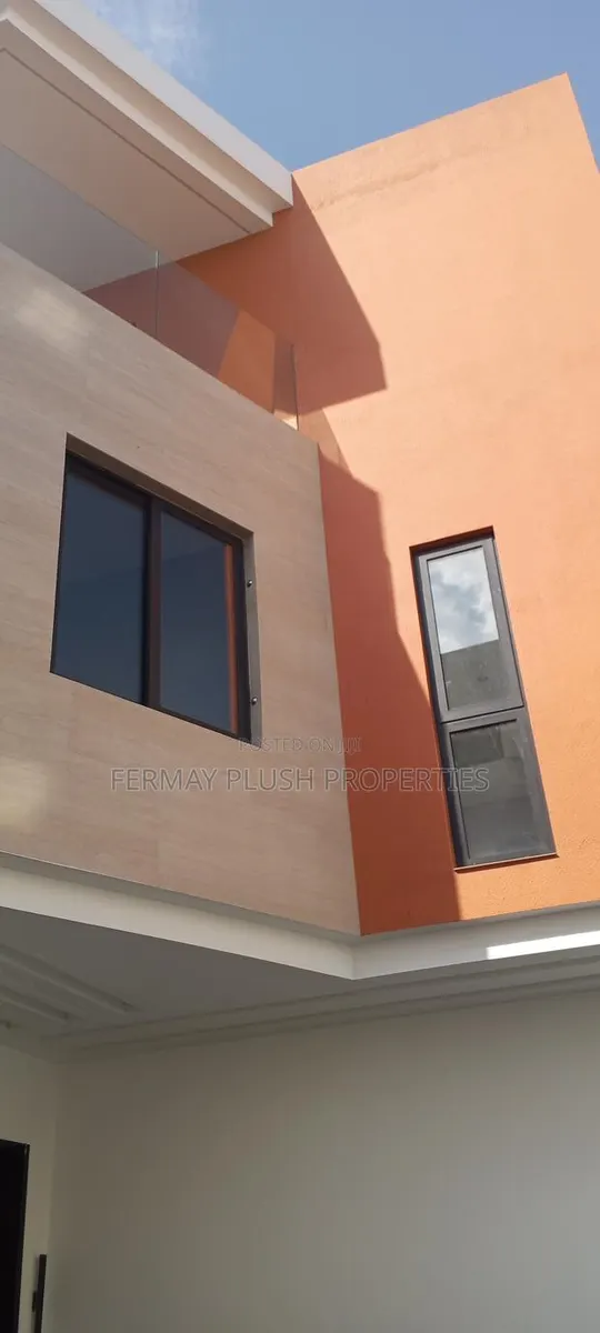 4bdrm House in Dzorwulu, Accra Metropolitan for sale · Photo 1