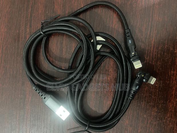 USLION Lightning Braided 180° Rotating Fast Charging Cable · Photo 6