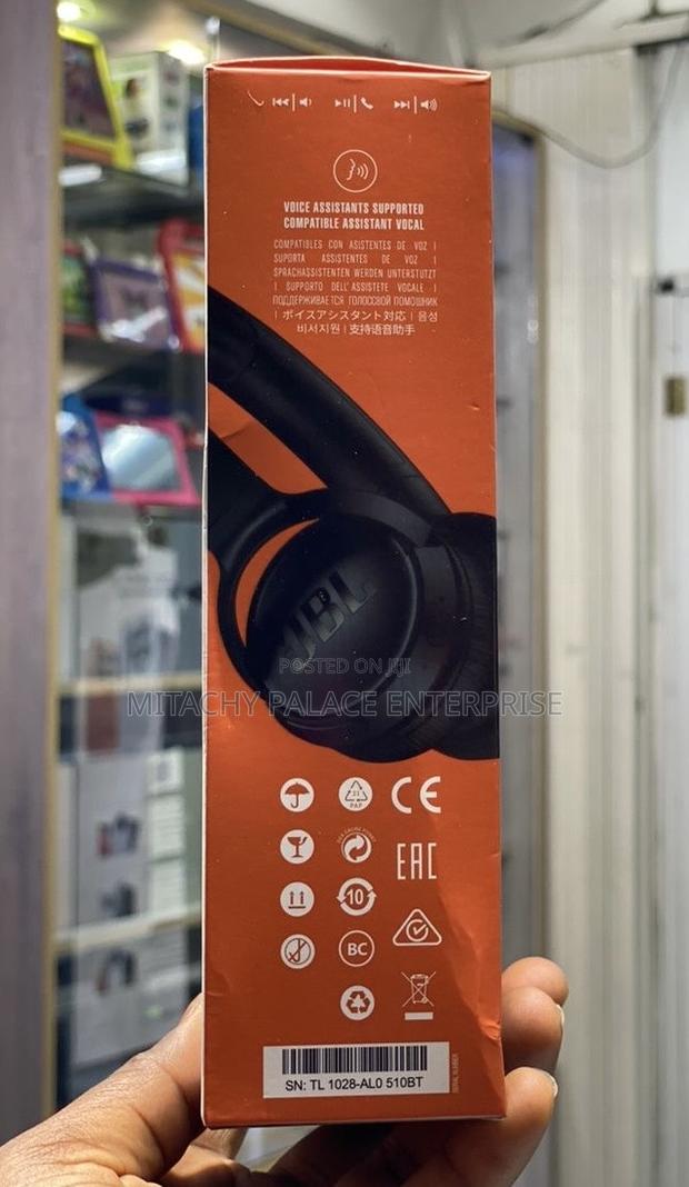 JBL Bluetooth Headset · Photo 6
