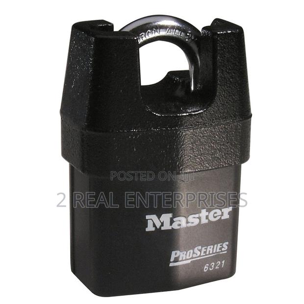 Master Lock Pro Series 6321 · Photo 1