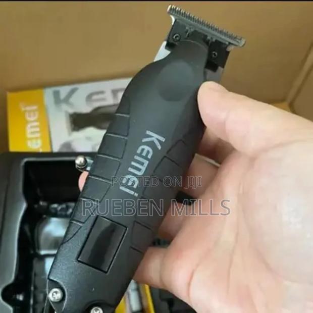 Kemei Professional Beard Trimmer Shaping Machine Haircut Kit · Photo 2