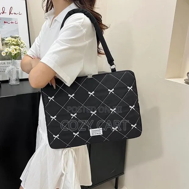 Laptop Bag · Photo 1