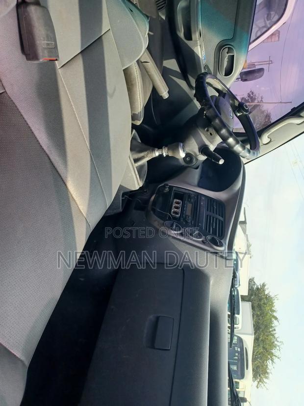 Kia Bongo Neat · Photo 4
