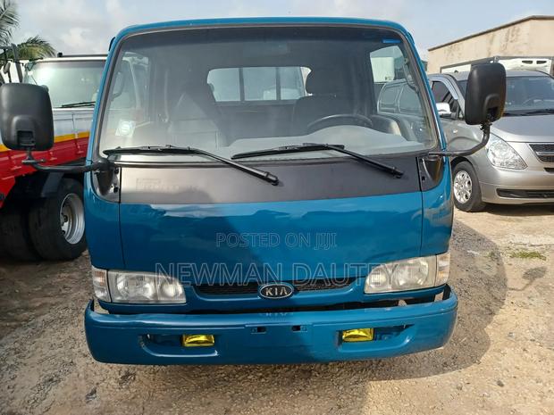 KIA Bongo Frontier · Photo 3