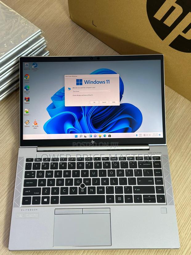 New Laptop HP EliteBook 845 G7 16GB AMD Ryzen 5 SSD 256GB · Photo 1