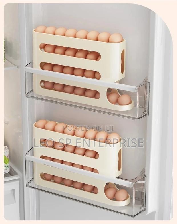 Automatic Egg Dispenser · Photo 2