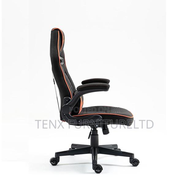 Gaming Chair ( Gas Lift) · Photo 2