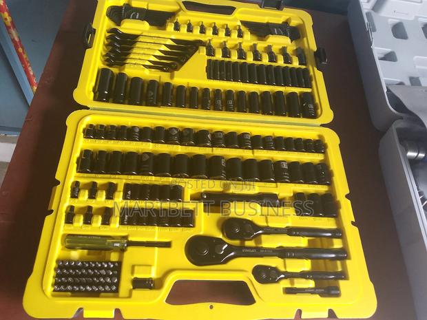 183 Sets Of Mechanical Stanley Tools · Photo 3