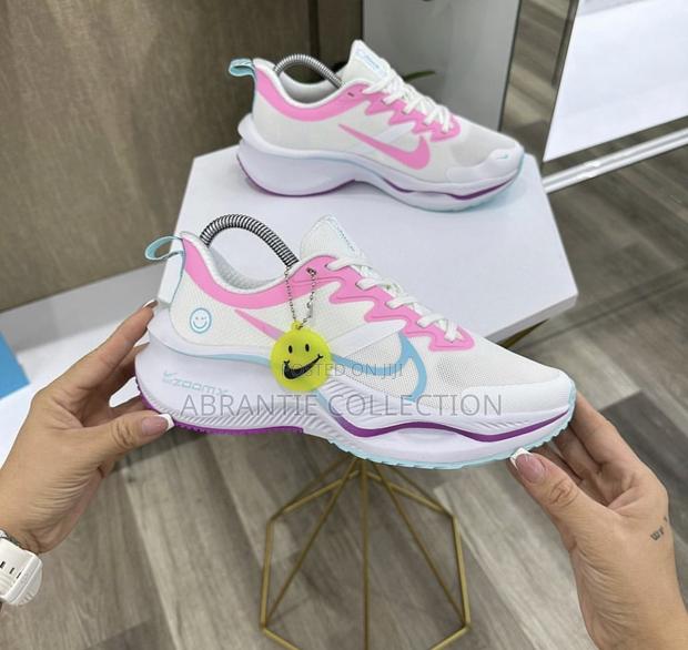 Nike Zoom X Smile White/Pink · Photo 1
