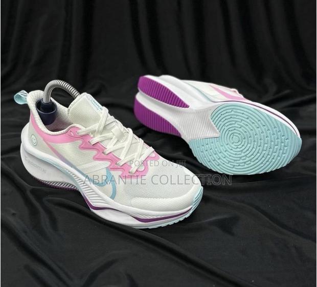 Nike Zoom X Smile White/Pink · Photo 2