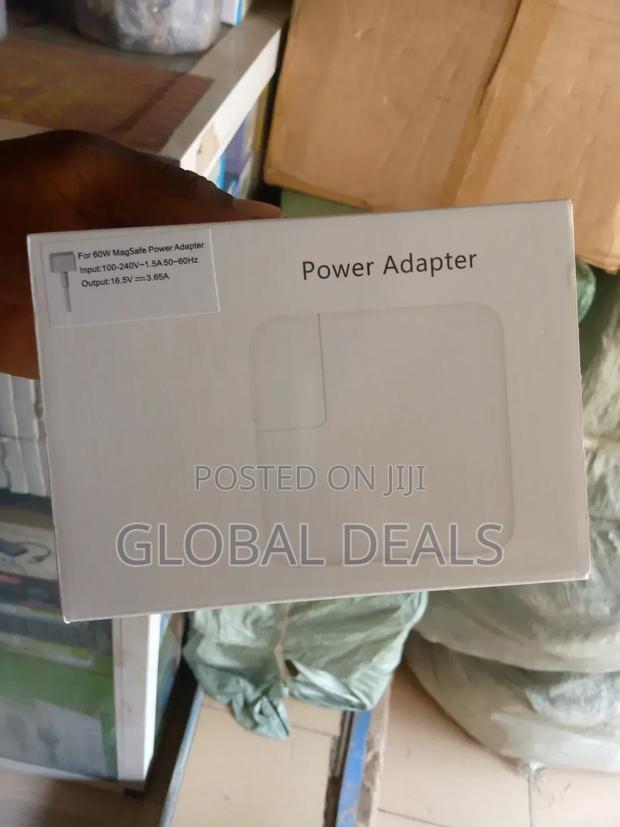 Macbook Replacement Chargers · Photo 2
