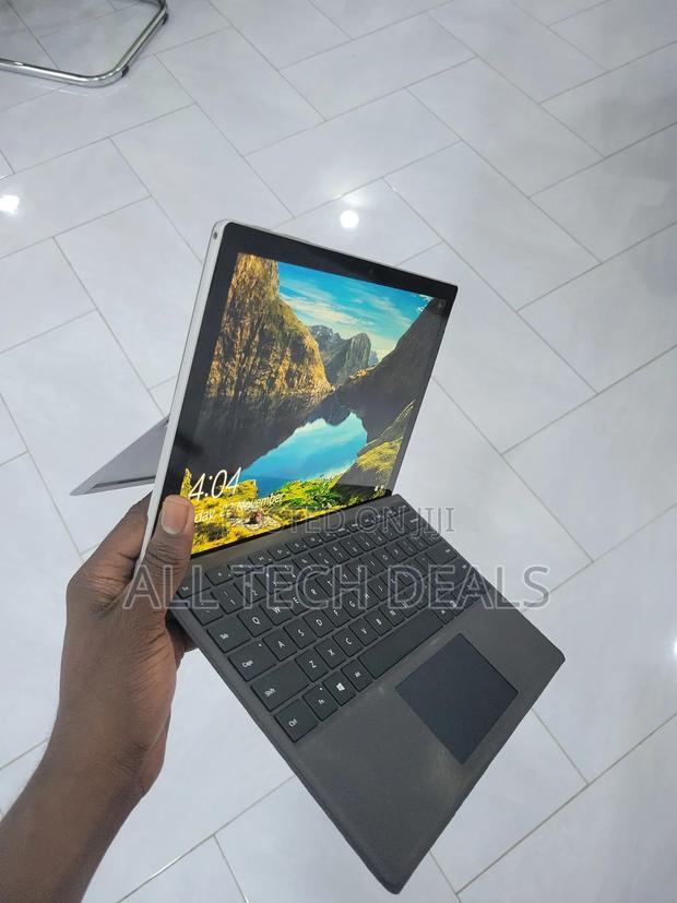 Laptop Microsoft Surface Pro 5 16GB Intel Core I7 SSD 512GB · Photo 1