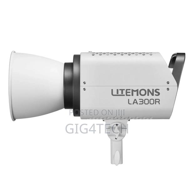 Godox Litemons La300r Full-Colour RGB Cob Led Studio Light · Photo 3
