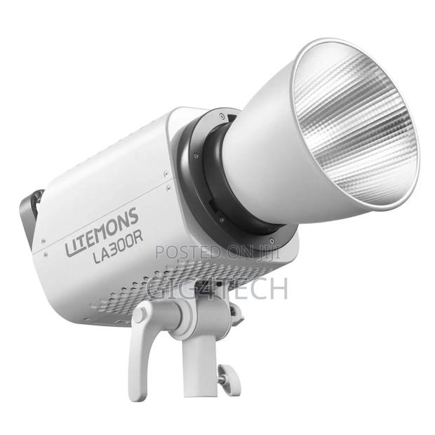 Godox Litemons La300r Full-Colour RGB Cob Led Studio Light · Photo 6