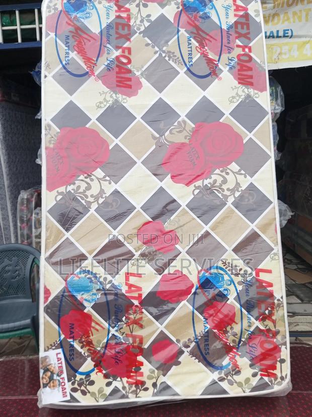 Mattress 10" Medium-Size ' 42*75 · Photo 2