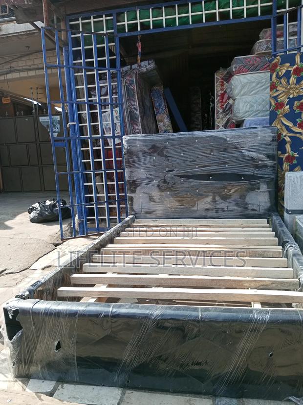 Durable Bed Frame Double Size · Photo 1