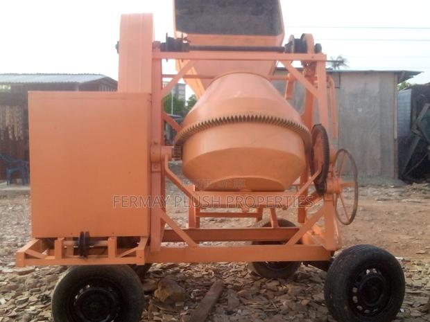 Self Load Concrete Mixer for Rent · Photo 2