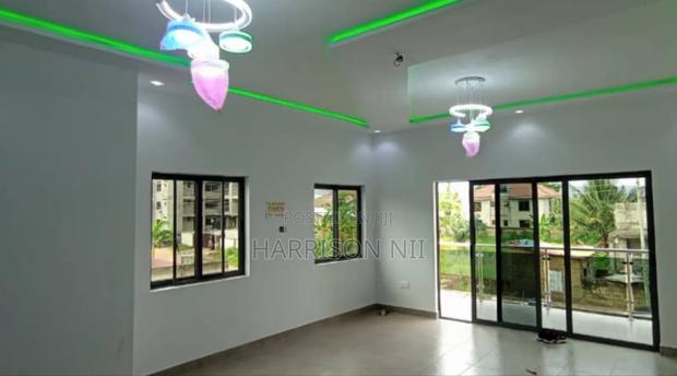 3bdrm House in Oyarifa for sale · Photo 3