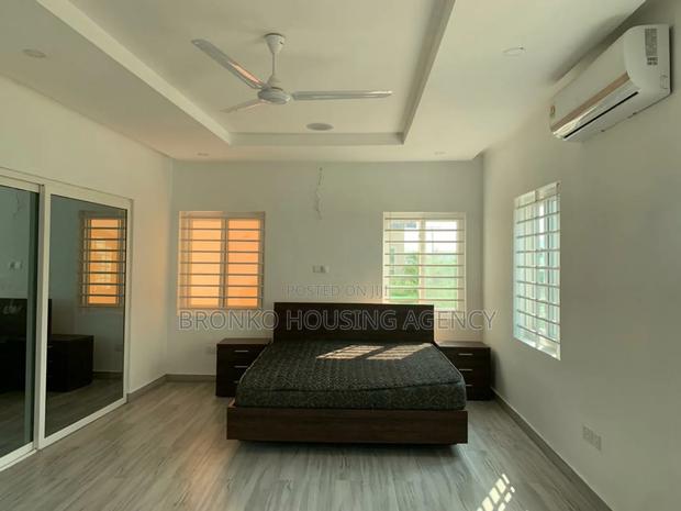 4bdrm House in Bronko Housing, Burma Camp for rent · Photo 2