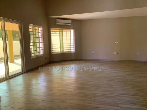 4bdrm House in Bronko Housing, Burma Camp for rent · Photo 7