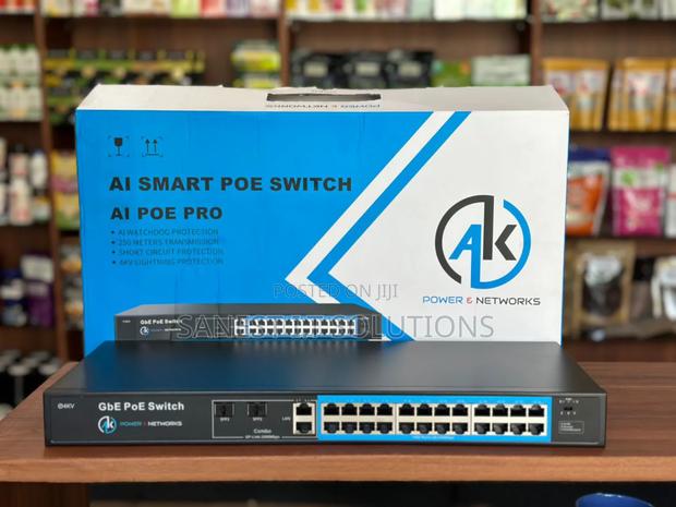 24 Port Poe Switch · Photo 1