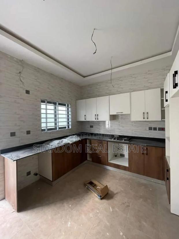 3bdrm Duplex in Com18, Spintex for sale · Photo 3