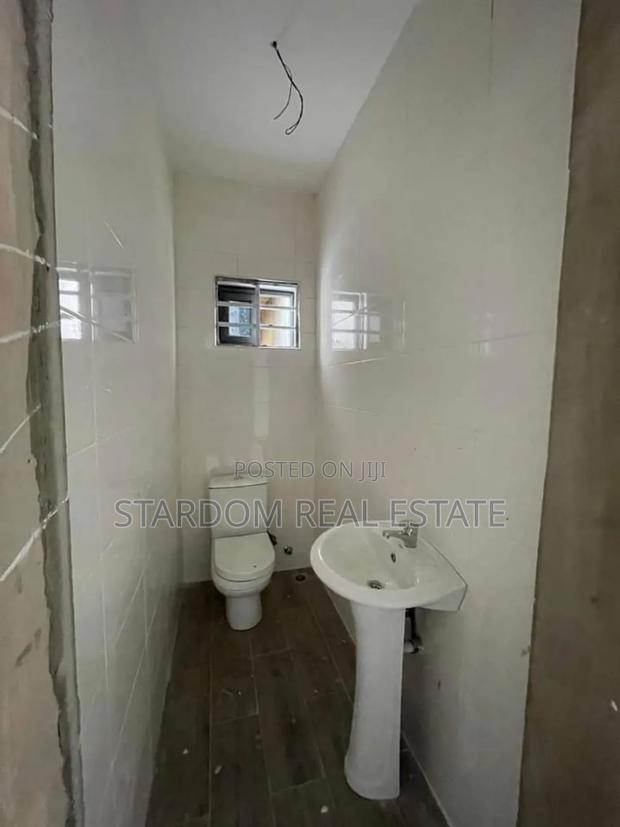 3bdrm Duplex in Com18, Spintex for sale · Photo 8