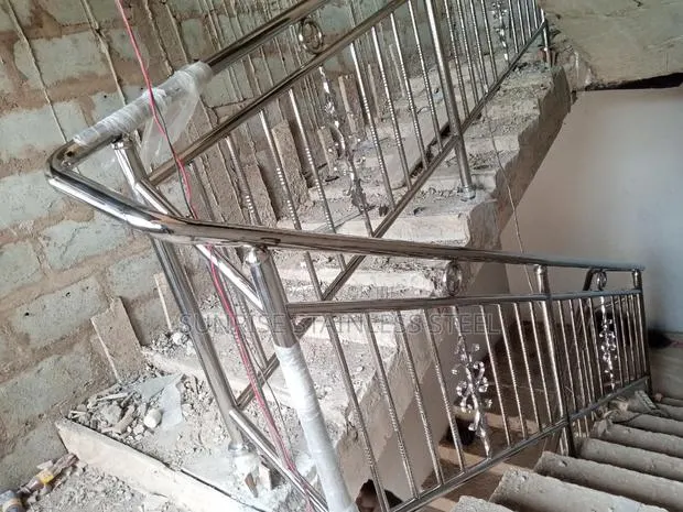 Trusted Stainless Steel and Glass Balustrde