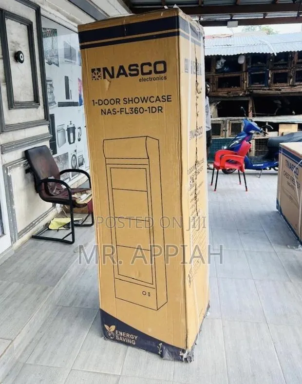Classic Nasco NasFl360-1dr Glass Door Beverage Cooler. · Photo 1