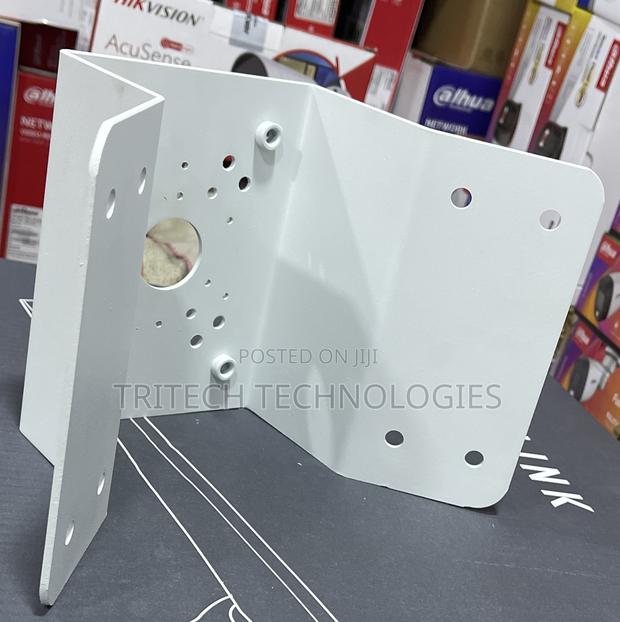 Universal Corner Mount Bracket - DH-AC-PFA151 for CCTV Cam · Photo 2