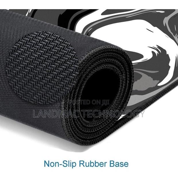 Large Mouse Pad - Grey/Black/White · Photo 4