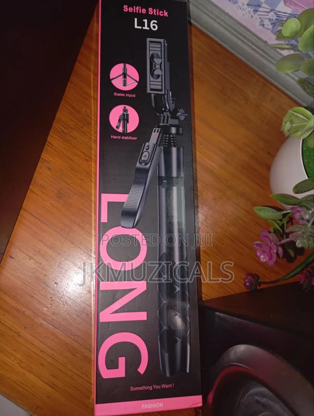 Selfie Stick _ Long _ With Stabilizer · Photo 2