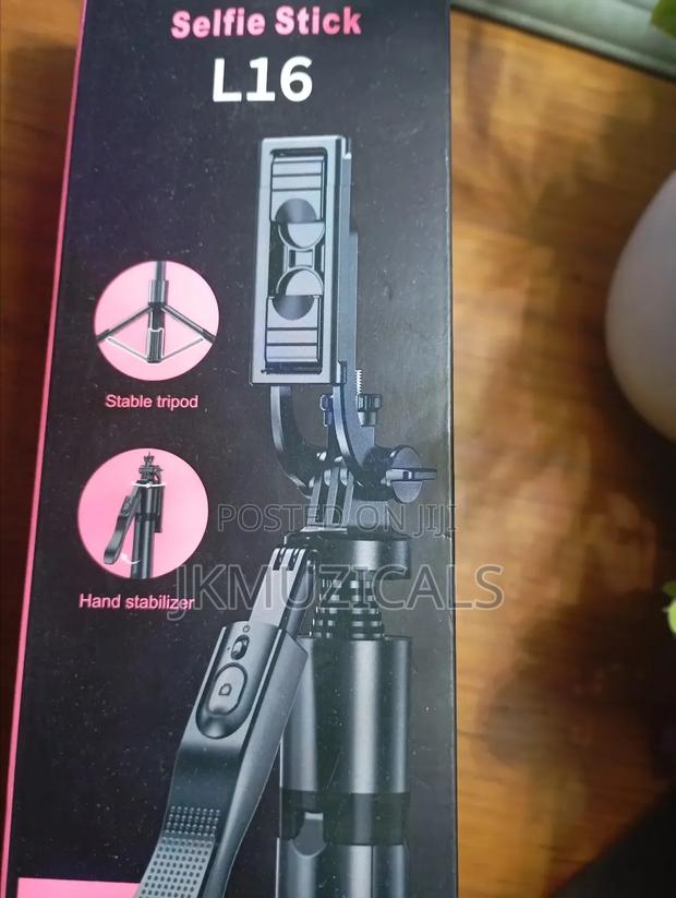 Selfie Stick _ Long _ With Stabilizer · Photo 3