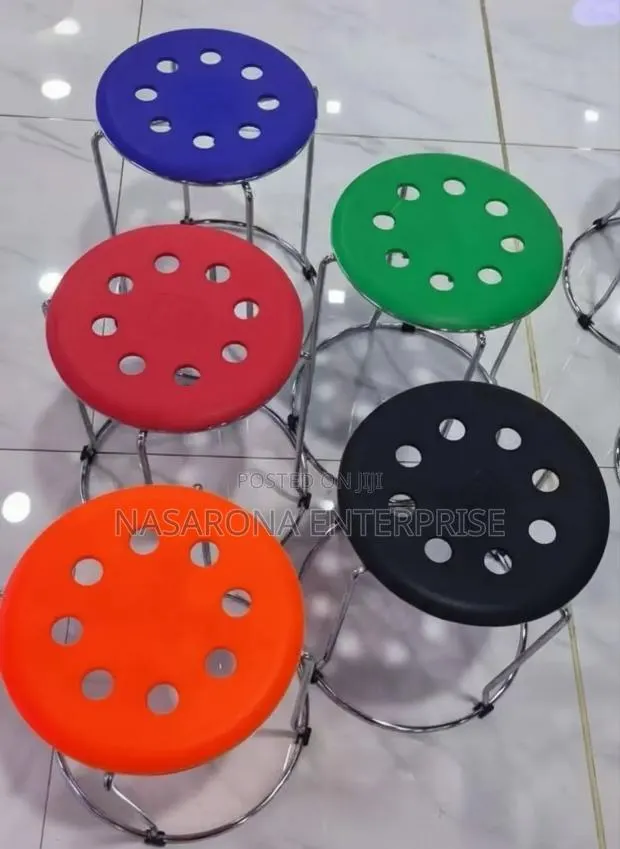 Plastic Round Chair Small Stool · Photo 1