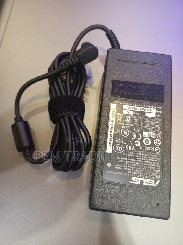 Original ASUS Charger/ Adapter 90W · Photo 1