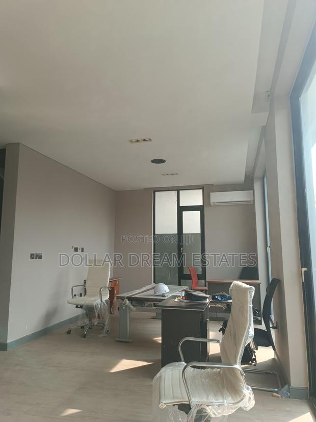 4bdrm Townhouse / Terrace in East Legon for rent · Photo 7